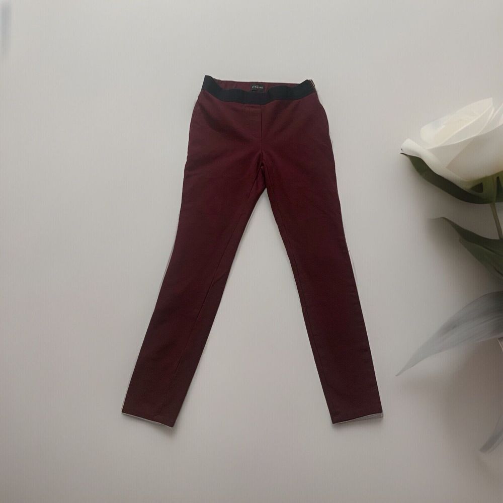 White House Black Market The Legging‎ Burgundy Stretch Slimming Pants Size 4 Zip